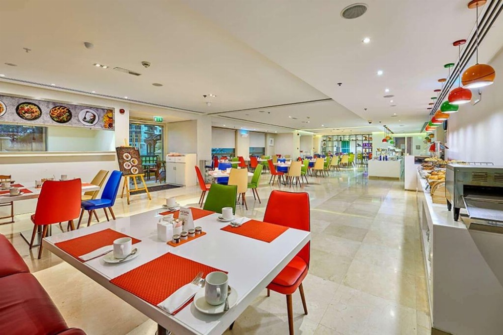 Ramada Hotel and Suites by Wyndham Dubai JBR Image 34